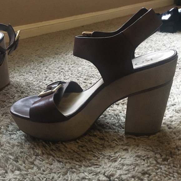 Michael Kors Size 11 Dark Brown Block Heel Leather - Picture 4 of 6